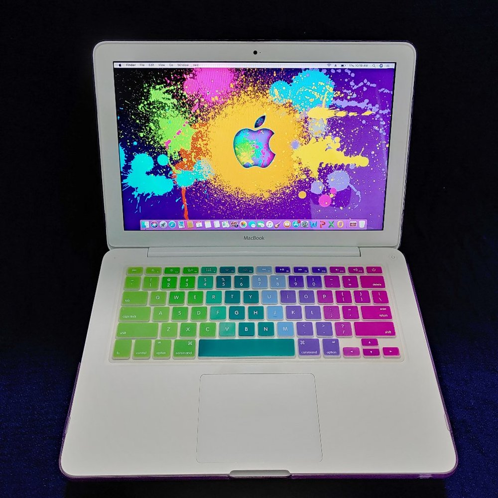 Apple 13" MacBook with 128GB SSD 4GB Ram "High Sierra" Microsoft Office, Garage